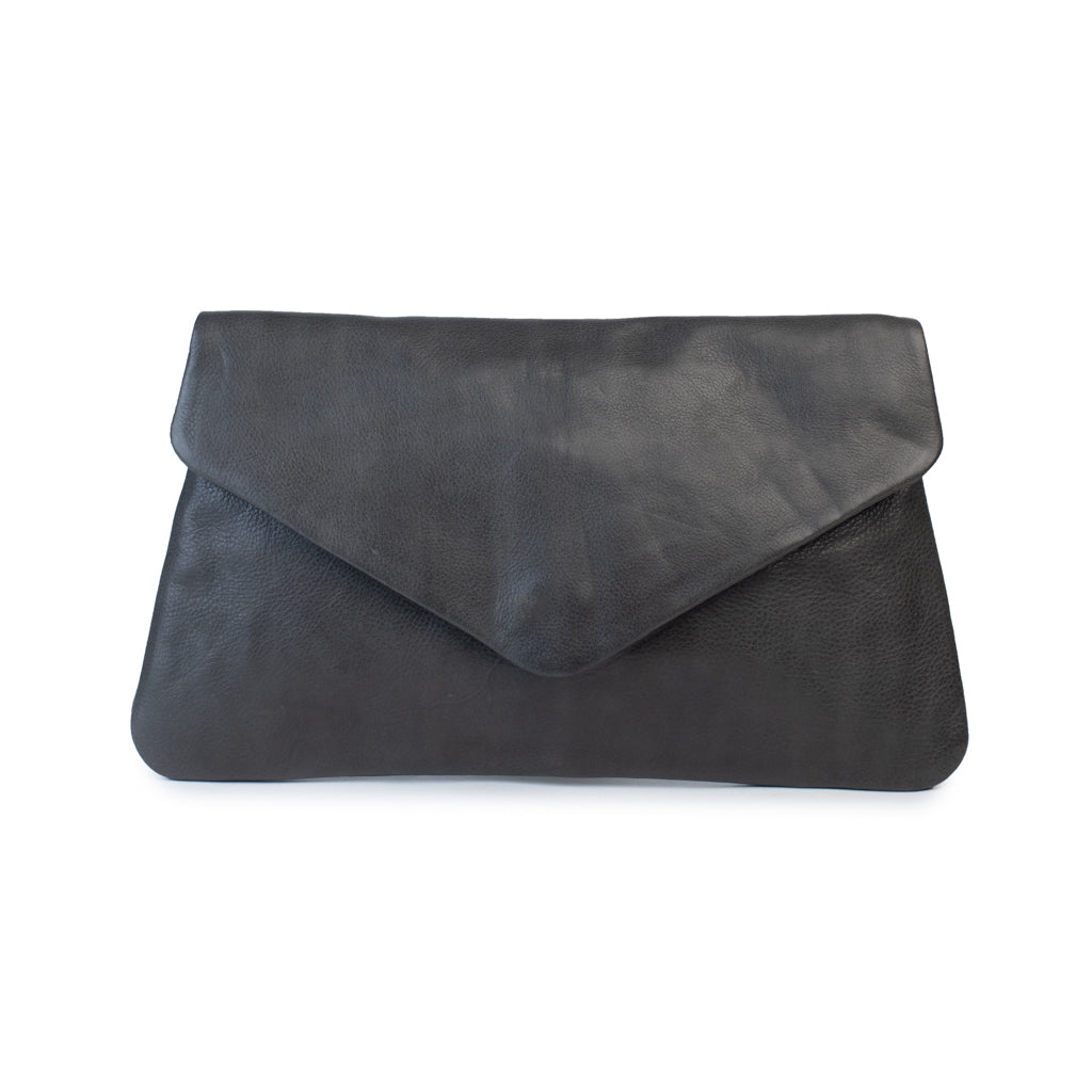 Riley Clutch in soft black leather, slim and stylish purse with a sleek envelope design, perfect for night outings.